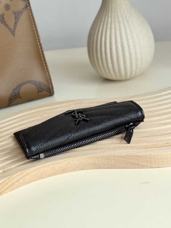 イヴサンローラン財布側面デザイン